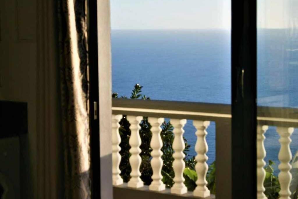 Arcos Grands Suites With Enormous And Private Pool. Arco da Calheta  Exterior photo